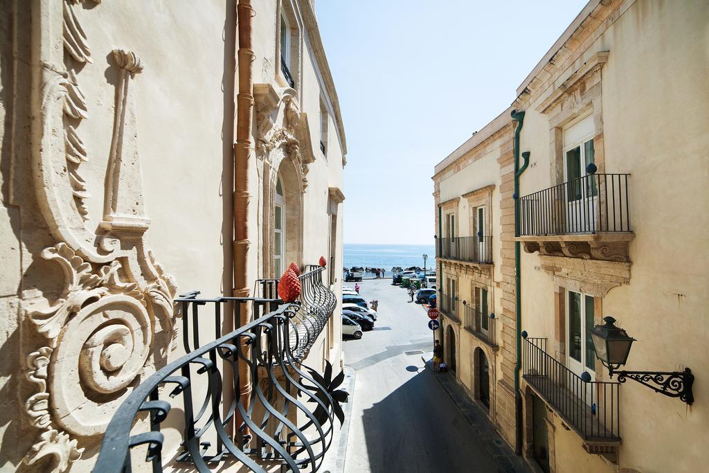 Algila Ortigia Charme Hotel Syracuse Exterior foto
