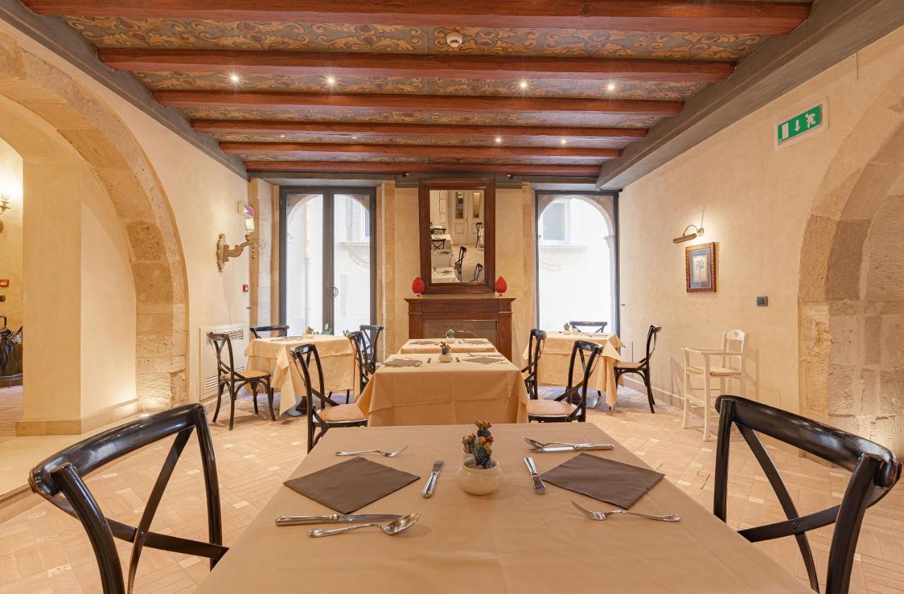 Algila Ortigia Charme Hotel Syracuse Exterior foto