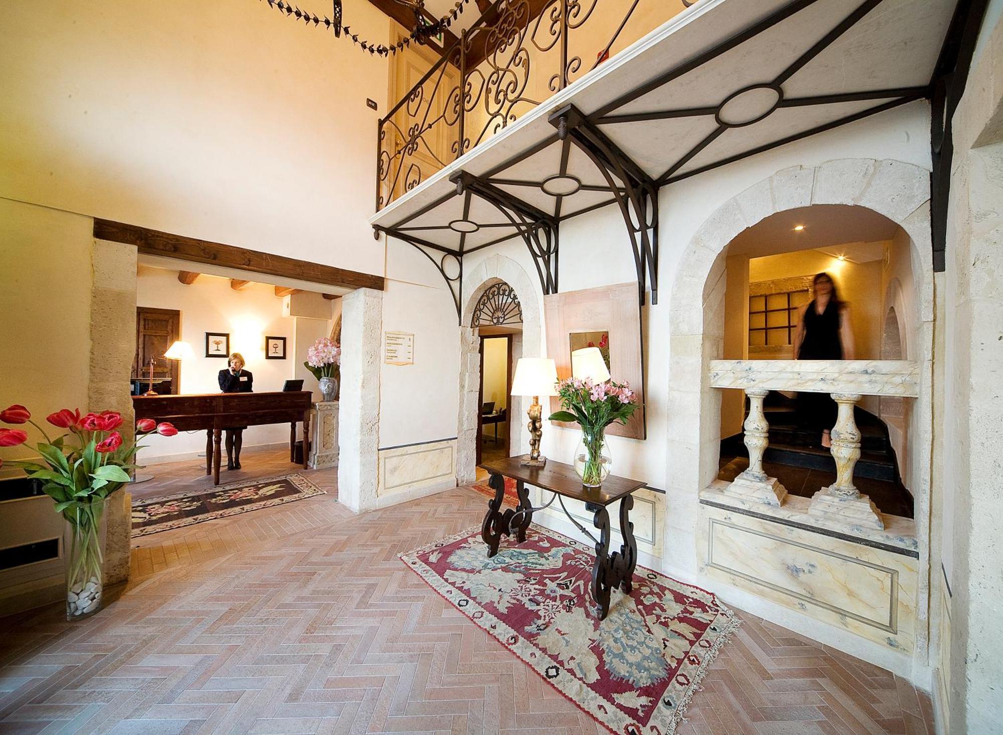Algila Ortigia Charme Hotel Syracuse Exterior foto
